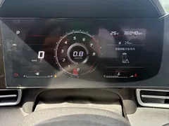 2022 Hyundai Elantra 1.5L CVT LUX, чёрный — фото 10