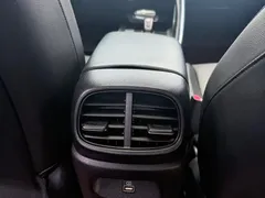 2022 Hyundai Elantra 1.5L CVT LUX, чёрный — фото 15