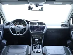 2020 Volkswagen Tiguan L 330TSI AT 2WD Panoramic Comfort National VI — фото 13