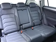 2020 Volkswagen Tiguan L 330TSI AT 2WD Panoramic Comfort National VI — фото 22