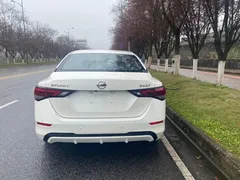 2022 Nissan Sylphy 1.6L XL CVT, белый — фото 8