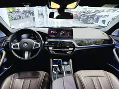 2023 BMW 5 Series 5 530Li M, синий — фото 6