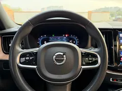 2024 Volvo XC60 4WD Zhiyuan Luxury, чёрный — фото 15
