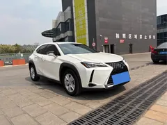 2022 Lexus UX 260h, белый — фото 4