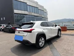 2022 Lexus UX 260h, белый — фото 9