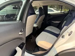 2022 Lexus UX 260h, белый — фото 16