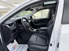 2022 Toyota RAV4 2.0L CVT 2WD Premium, белый — фото 4