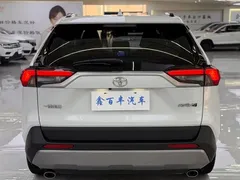 2022 Toyota RAV4 2.0L CVT 2WD Premium, белый — фото 9