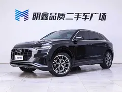 2022 Audi Q8 55 TFSI luxury dynamic model, чёрный — фото 2