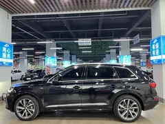2020 Audi Q7 55 TFSI quattro S line, чёрный — фото 17