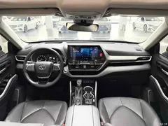 2022 Toyota Highlander 380T 4WD Premium 7-seater — фото 10