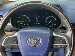 2023 Toyota Sienna 2.5L Hybrid Comfort — фото 6
