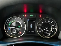 2021 Toyota Alphard Hybrid 2.5L Luxury — фото 26