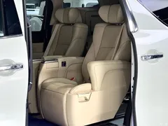 2021 Toyota Alphard Hybrid 2.5L Luxury — фото 35