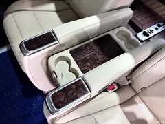 2021 Toyota Alphard Hybrid 2.5L Luxury — фото 36