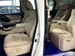 2021 Toyota Alphard Hybrid 2.5L Luxury — фото 46