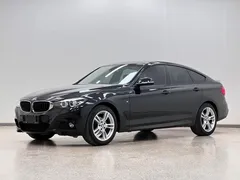 2020 BMW 3 Series 3 GT 320i M, чёрный — фото 1