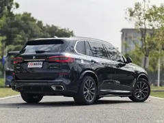 2022 BMW X5 modified xDrive 30Li M sports package, чёрный — фото 3