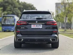 2022 BMW X5 modified xDrive 30Li M sports package, чёрный — фото 4