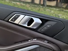 2022 BMW X5 modified xDrive 30Li M sports package, чёрный — фото 23
