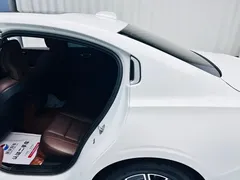 2023 Volvo S60 B4 Luxury, белый — фото 18
