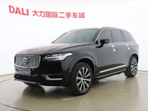 2023 Volvo XC90 B5 Luxury 5-seat