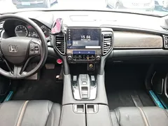 2020 Honda UR-V 370TURBO 4WD Premium, белый — фото 17