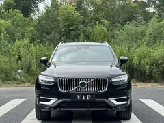 2021 Volvo XC90 B5 Luxury 7-seat, чёрный — фото 1
