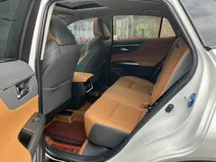 2022 Toyota Venza 2.0L CVT 2WD Premium, белый — фото 7
