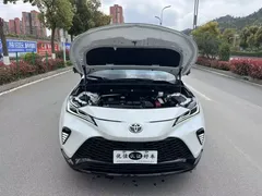 2022 Toyota Venza 2.0L CVT 2WD Premium, белый — фото 8