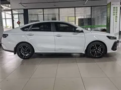 2022 Geely Binrui 1.5T DCT, белый — фото 4