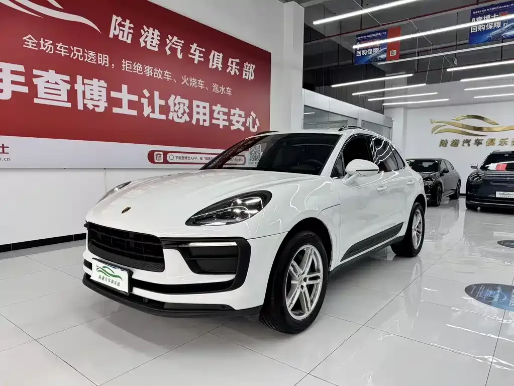 2023 Porsche Macan 2.0T