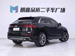 2023 Audi Q8 55 TFSI luxury dynamic model, чёрный — фото 7