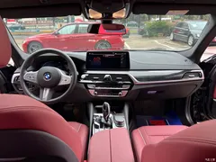 2022 BMW 5 Series Modified 525Li M Sports Package, чёрный — фото 5