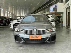 2022 BMW 5 Series 530i M Sport Package — фото 2