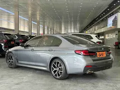 2022 BMW 5 Series 530i M Sport Package — фото 14