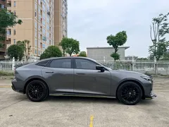2022 Changan UNI-V 1.5T Sport — фото 4