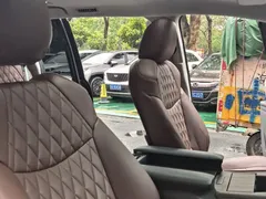 2021 Toyota Sienna 2.5L Hybrid Comfort, чёрный — фото 17