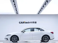 2022 Mercedes-Benz A-Class A 180 L sports sedan, белый — фото 4