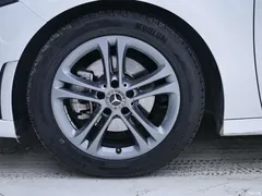 2022 Mercedes-Benz A-Class A 180 L sports sedan, белый — фото 9