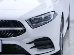 2022 Mercedes-Benz A-Class A 180 L sports sedan, белый — фото 11