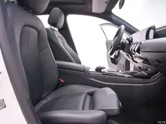 2022 Mercedes-Benz A-Class A 180 L sports sedan, белый — фото 26