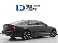 2021 Volvo S90 — фото 8