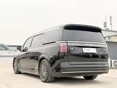 2024 Zeekr 009 6-Seat Executive 4WD 108kWh, чёрный — фото 6