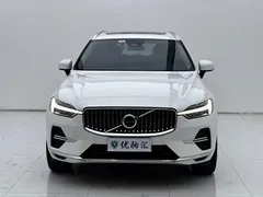 2022 Volvo XC60 4WD Zhiyi Luxury, белый — фото 3