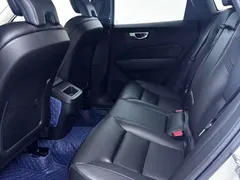 2022 Volvo XC60 4WD Zhiyi Luxury, белый — фото 9