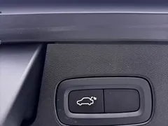 2022 Volvo XC60 4WD Zhiyi Luxury, белый — фото 12