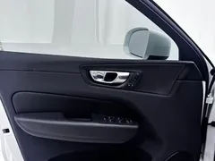 2022 Volvo XC60 4WD Zhiyi Luxury, белый — фото 14