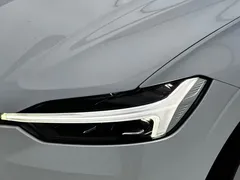 2022 Volvo XC60 4WD Zhiyi Luxury, белый — фото 16