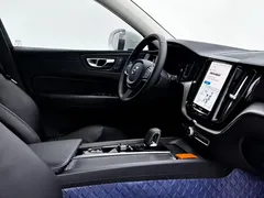 2022 Volvo XC60 4WD Zhiyi Luxury, белый — фото 17